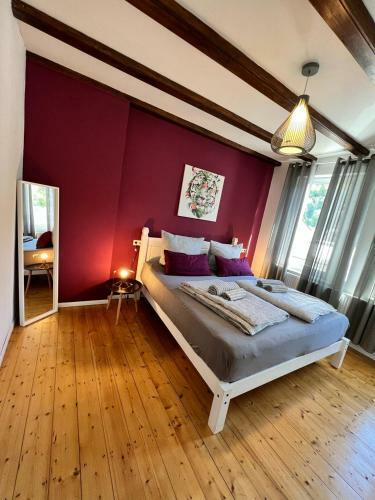 Hostal Rooms4ring Privathaus Mit Pool N�he N�rburgring