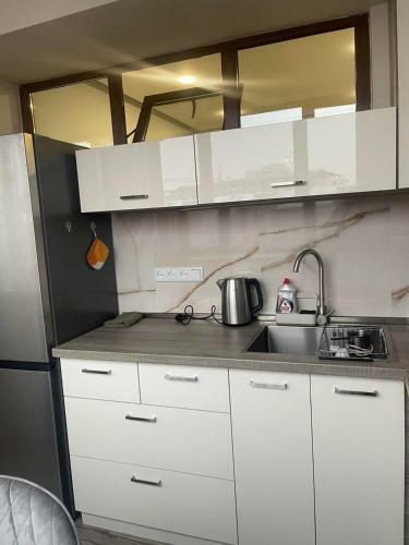 Deluxe Apartment In The City Center