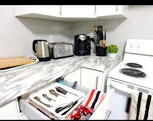 Apartamento Beautiful & Stylish 2 Bedroom Private Basement Suite