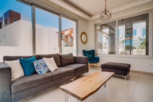 Dream 3bdr Villa With Private Pool Near The Beach!