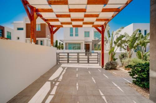Dream 3bdr Villa With Private Pool Near The Beach!