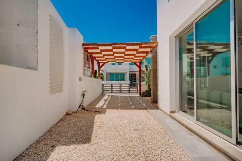 Dream 3bdr Villa With Private Pool Near The Beach!
