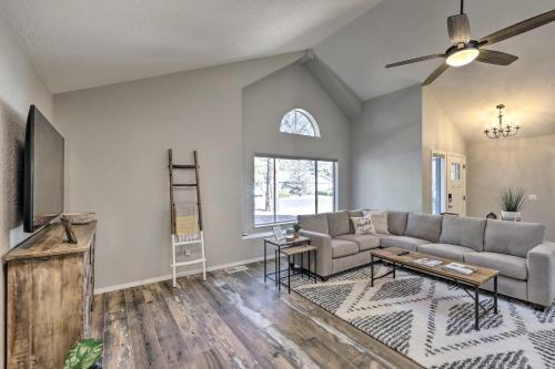 Modern Flagstaff Retreat About 4 Mi To Downtown!