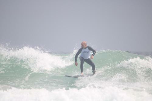 Alima Surf & Hotel