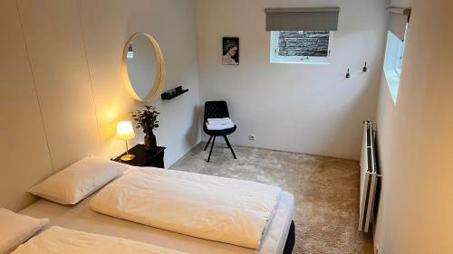 Hostal Westfjords - Rooms