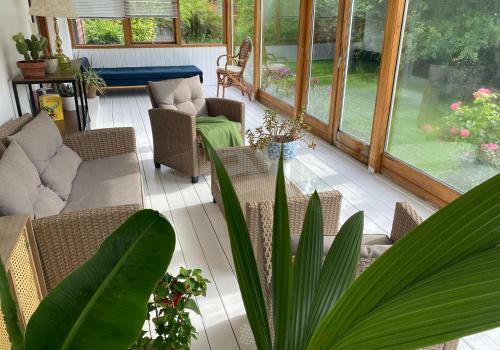 Spacious & Well Located Villa Apartement