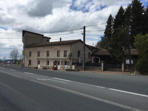 Hotel H�tel Saint Pierre