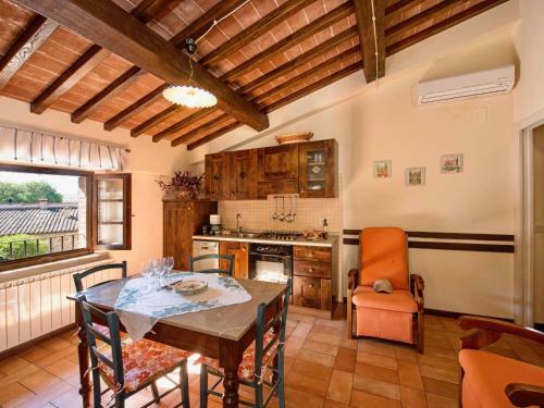 Apartment Valdilucciole 1