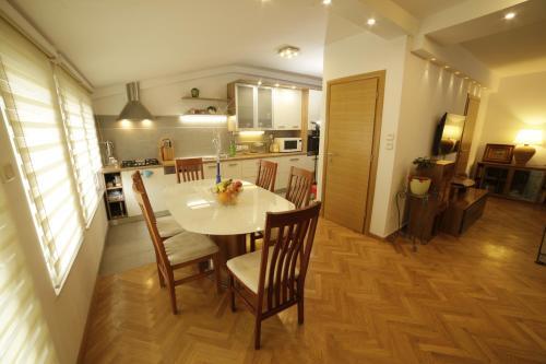 Apartamentos F9 And New F9