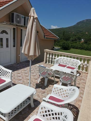 Ana Apartmani Zelenika