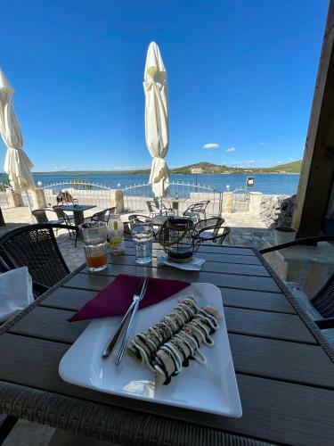 Apartamento Seascape - Relaxing Beach Home, Steps From The Water!