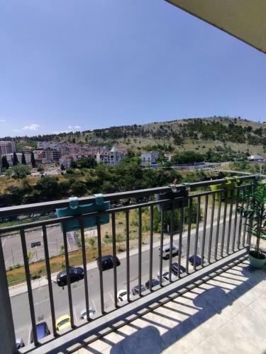 Amazing River View Apartment Podgorica