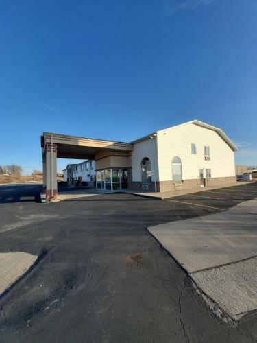 Hotel Super 7 Inn Tecumseh