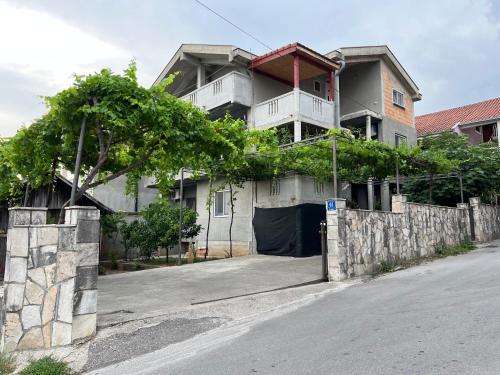 Apartments Odrina