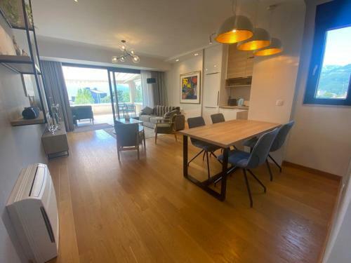 Tivat Luxury Apartment With Beautiful Sea View