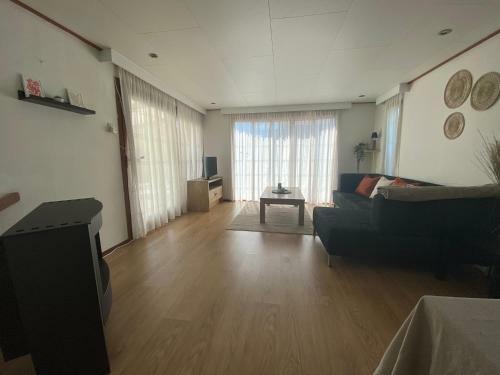 Chalet In De Bossen Met 2 Slaapkamers