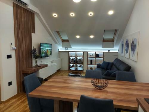 Apartamento Tri S Lux