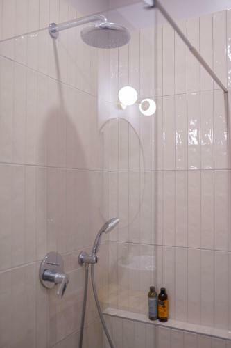 Spacious Brand New Modern Apartment In Old Town