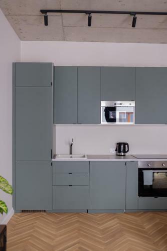 Spacious Brand New Modern Apartment In Old Town