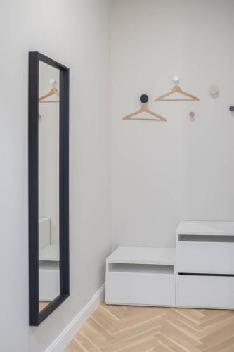 Spacious Brand New Modern Apartment In Old Town