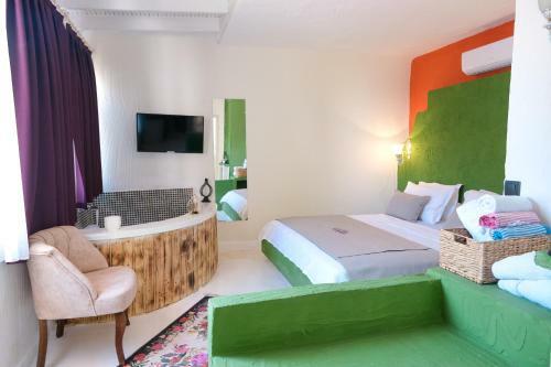 Hotel Tek Han Alacati