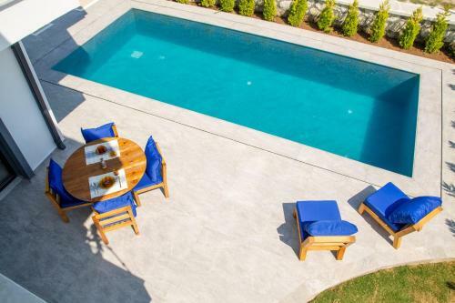 Amazing Villa With Private Pool In Alacati Cesme