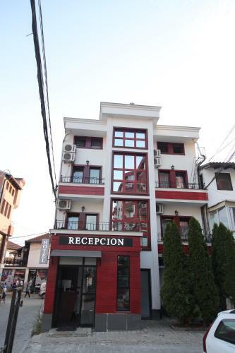 Zambaku I Bardhe Hotel & Bar