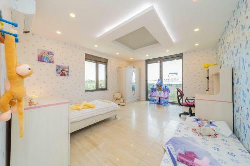 Luxury Villa With Private Pool Close To Lara Beach
