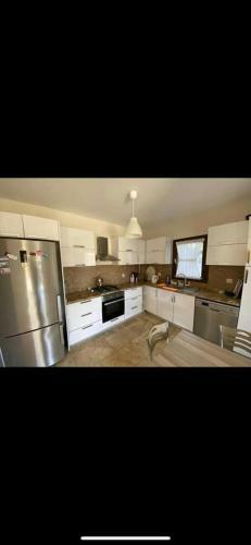 L�ks M�stakil Villa