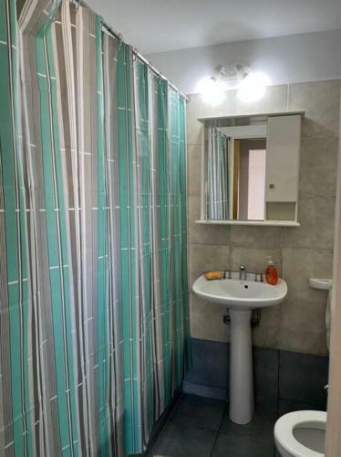 Apartamento Hermoso Departamento Con Parrillero. Zona Centro