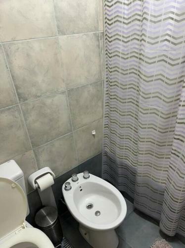 Apartamento Hermoso Departamento Con Parrillero. Zona Centro