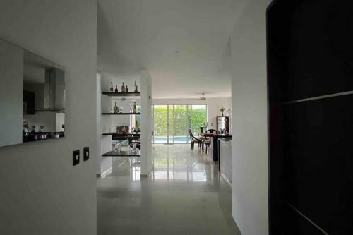 Casa San Isidro Con Elevador Ideal Para La 3 Edad
