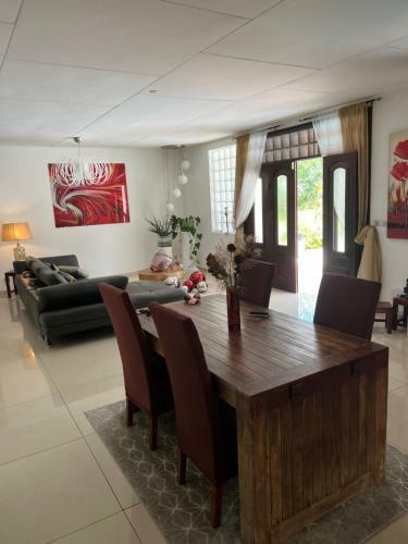 Villa Maison De Charme : Coin De Paradis - 250m2