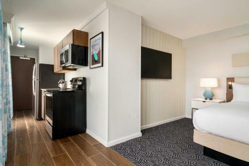 Hotel Quality Inn & Suites Beachfront