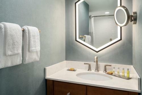 Hotel Quality Inn & Suites Beachfront