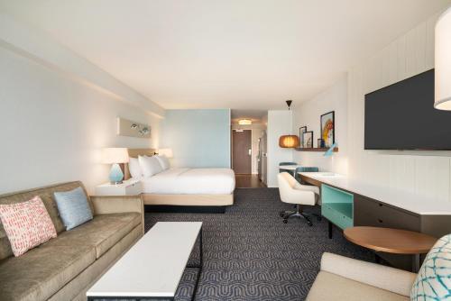 Hotel Quality Inn & Suites Beachfront