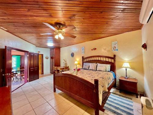 Apartamento Hermit Crab Villa 3b @sunset Villas, West End.
