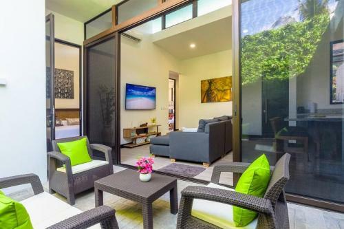 Beachside Casa Yara - Beautiful Villa, Jaco Beach