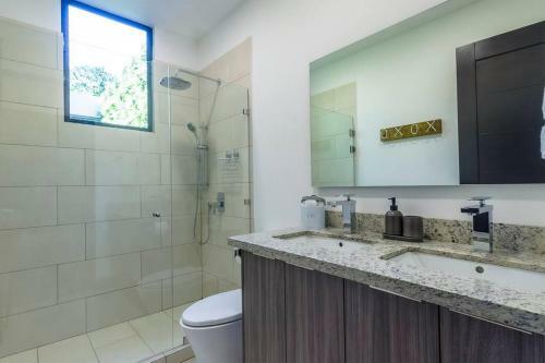 Beachside Casa Yara - Beautiful Villa, Jaco Beach