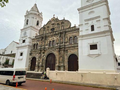 Apartamento En El Coraz�n De Casco Viejo Panam� 13