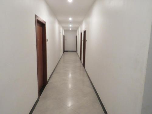 Lovely 2 Bdr Serviced Apartment With Pool, Gym....