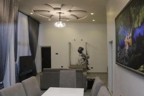 Court Apartment