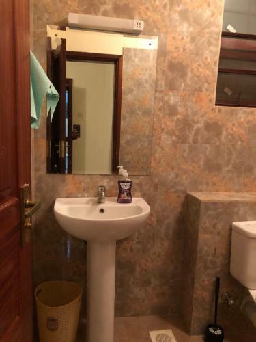 Apartamento 3-br Mansionette Victoria Gardens