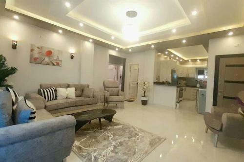 Apartamento Lovely 3bedroom Apt W Pool And Beach Access