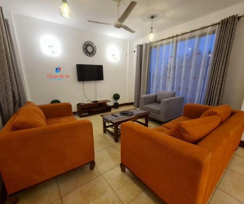 A Perfect, Impeccable 2 Bedroom Apartment!!