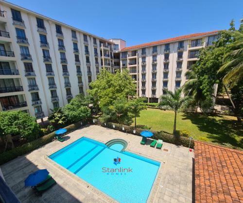 A Perfect, Impeccable 2 Bedroom Apartment!!