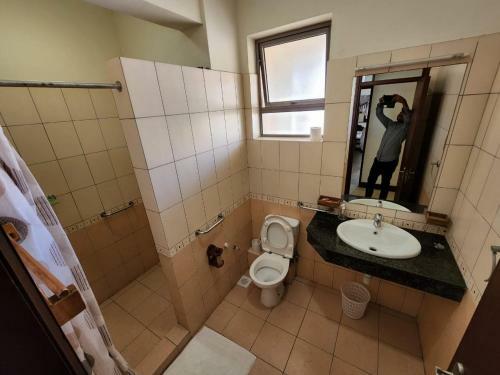 Spectacular Praiseworthy 2 Bedroom Apartment