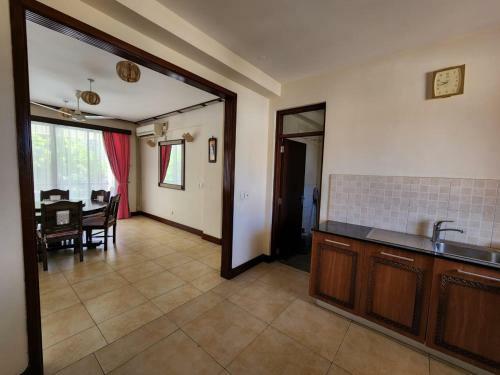 Spectacular Praiseworthy 2 Bedroom Apartment