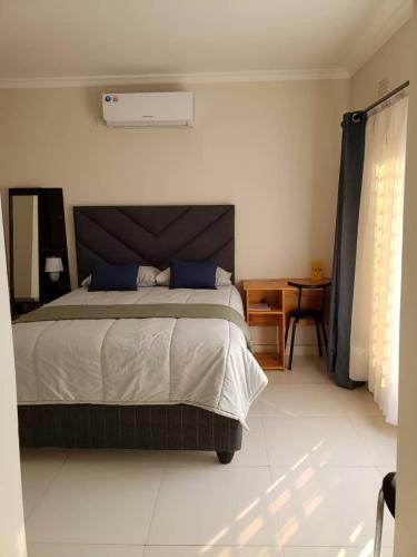 Apartamento Kasuda - Self Contained Room In Livingstone