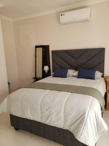 Apartamento Kasuda - Self Contained Room In Livingstone